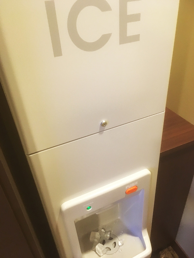 レゴランドホテル内　氷　無料