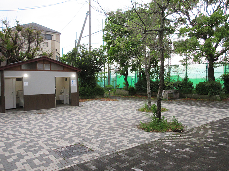 野島公園駅下　釣り場　無料のトイレはある？
