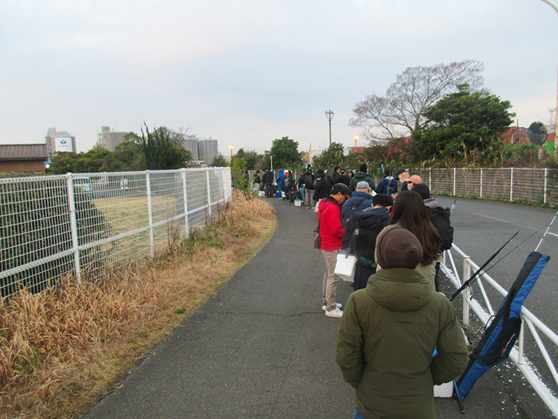本牧海釣り施設　朝の並び　何時から並ぶ？